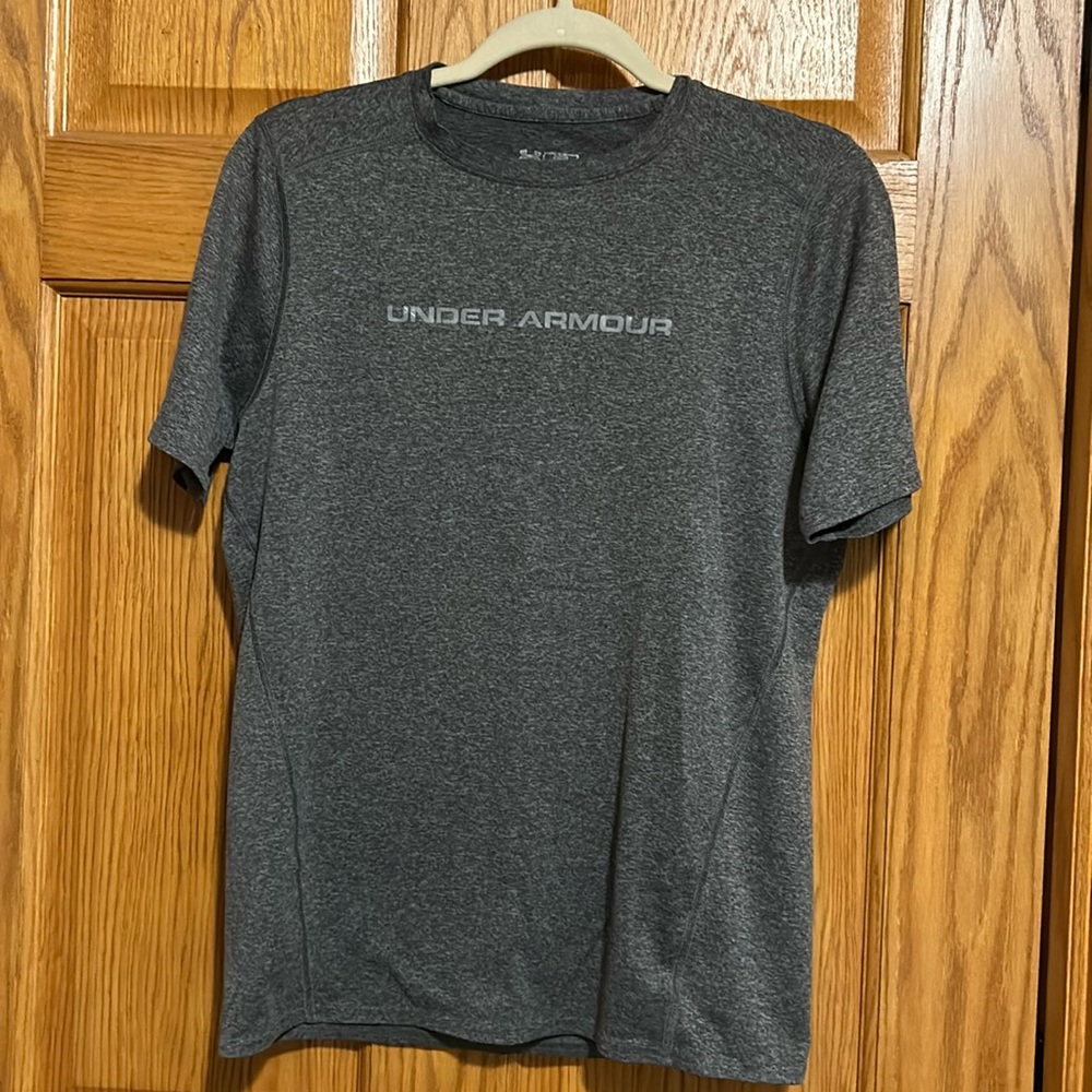 Under Armour dry fit tshirt. Size M